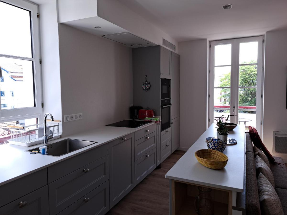 Superbe Appartement T3 Au Centre Plage .Parking Hendaye Exterior foto