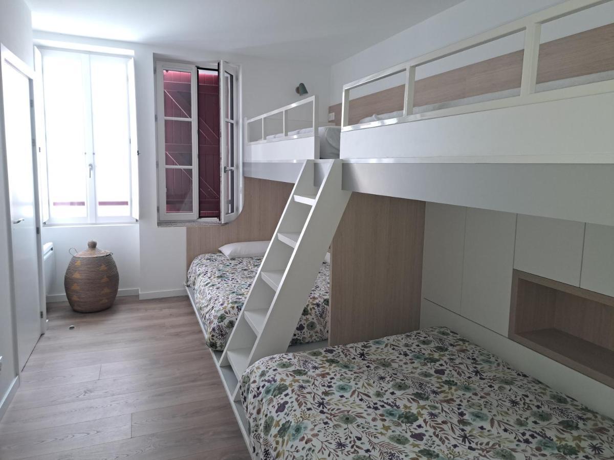 Superbe Appartement T3 Au Centre Plage .Parking Hendaye Exterior foto